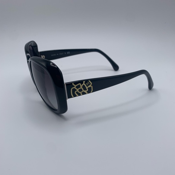 Chanel Camellia Sunglasses - Picture 8 of 9